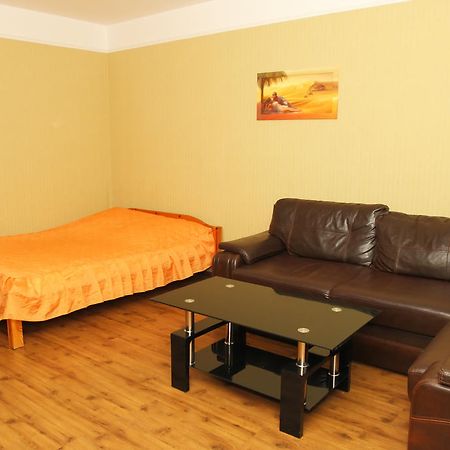 Apartments naDobu on Poznyaki - Kiev Pokój zdjęcie